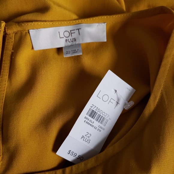 LOFT Plus Embroidered Dot Pullover Top - Picture 6 of 9